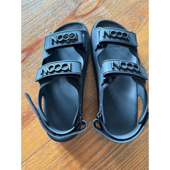 ICCON Cris Cavallari Icconic Velcro Strap Dad Sandals in Black, sz 245 [7.5] - Picture 6 of 9
